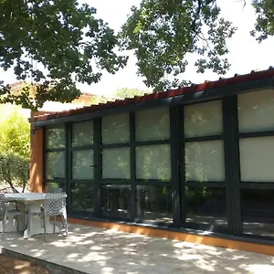 https://residence-les-jonquieres.fr-provencehotel.com